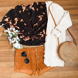 Black Cropped bleach splattered tee